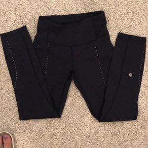 Lululemon legging - great condition navy blue